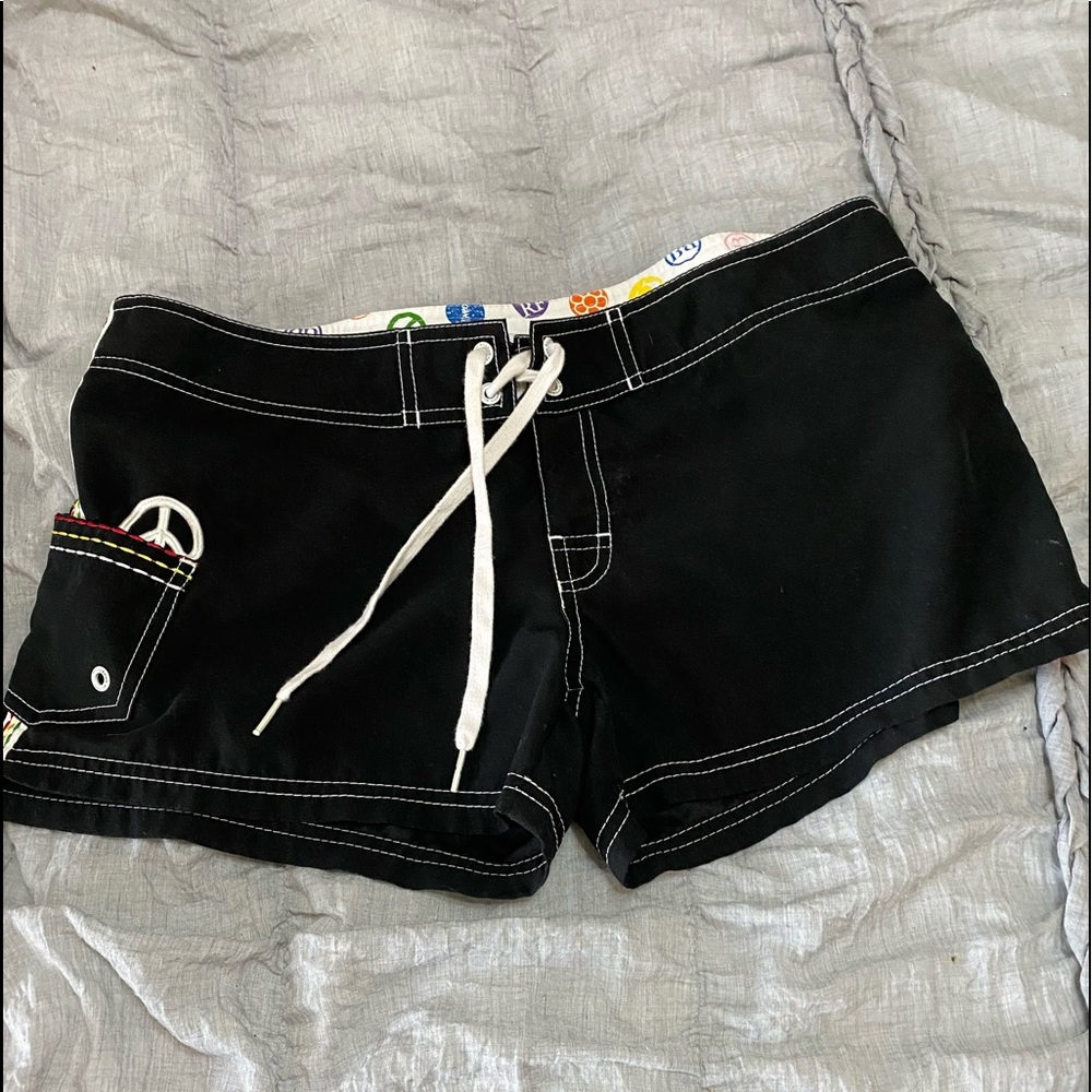 Billabong shorts Size 9